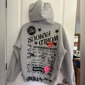 Supreme hoodie
